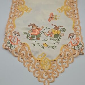 Easter Bunny Table Runner NWOT 15x72 Beige Yellow Sage Orange Cream Colors